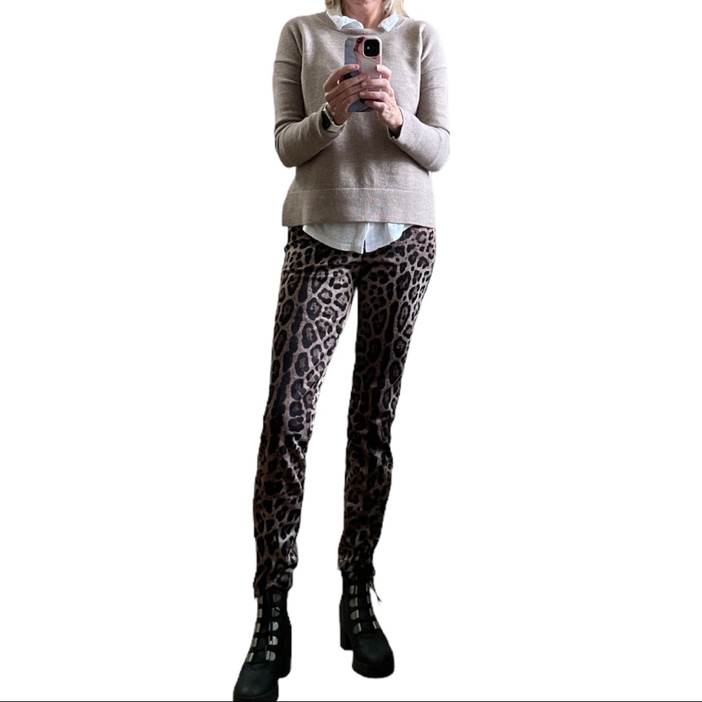 Cambio “The Future is Now” Pull-on Leopard Pant
